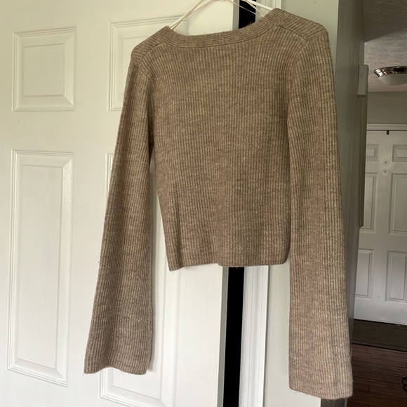 ASOS Ribbed Crop Sweater - Picture 4 of 4